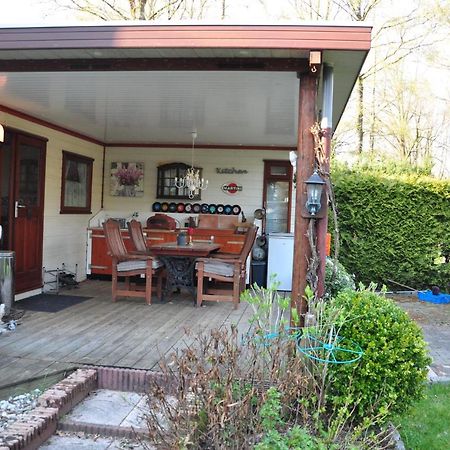 디센 Sfeervol, Ruim En Luxe Chalet In Bosrijke Omgeving 빌라 외부 사진