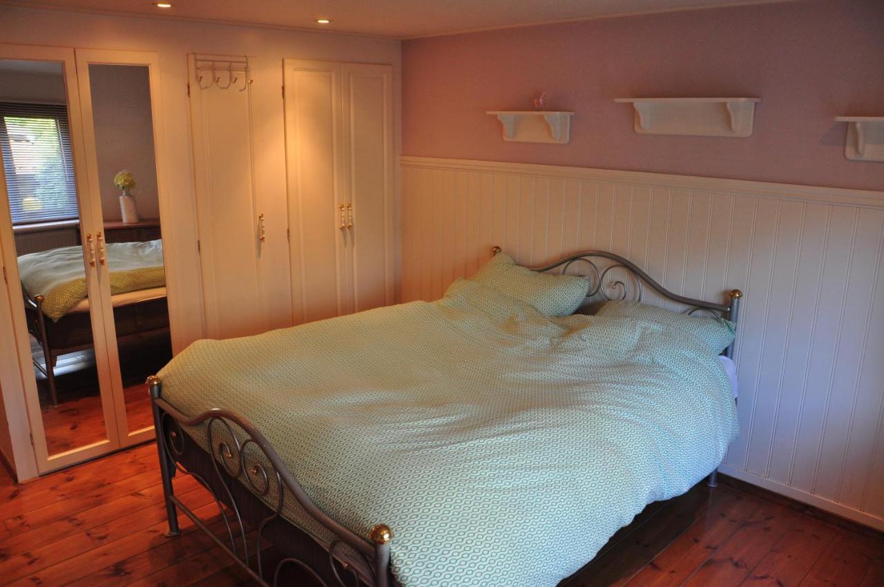 디센 Sfeervol, Ruim En Luxe Chalet In Bosrijke Omgeving 빌라 외부 사진